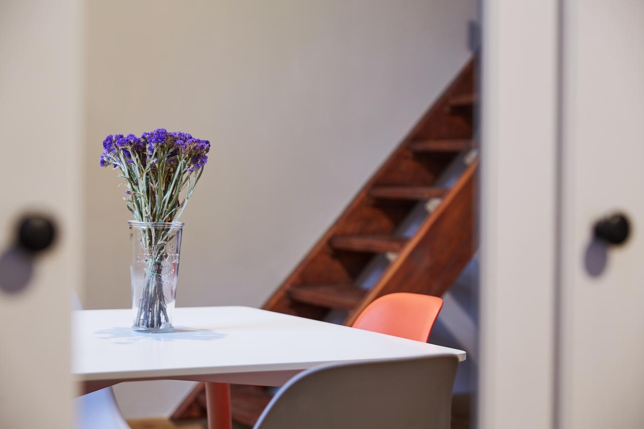 Playhouse Apartments — Photos 1